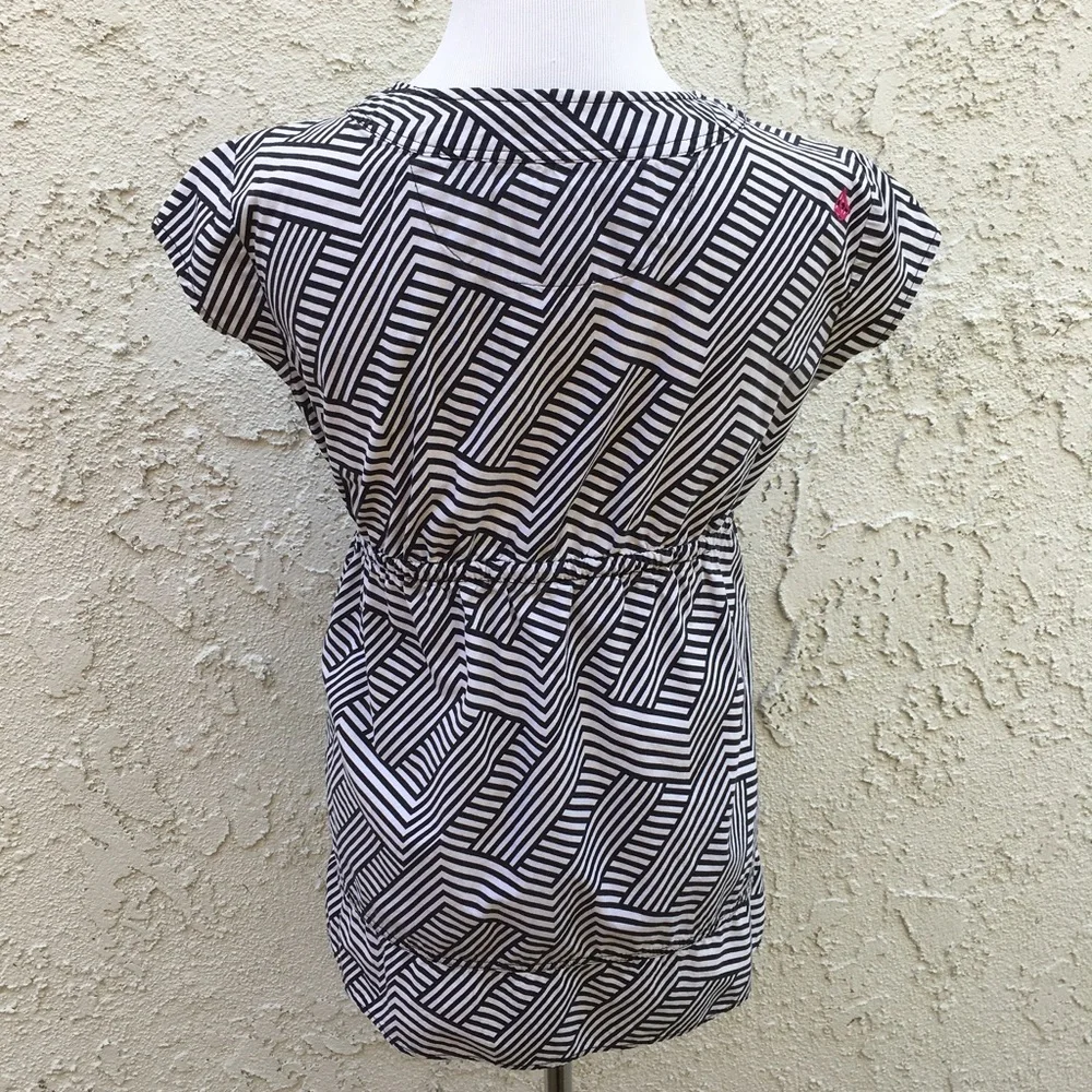 🔴 Volcom | Black & White Top